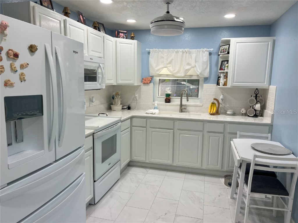 13332 SE 40th Avenue Belleview FL 34420 OM708192 image8