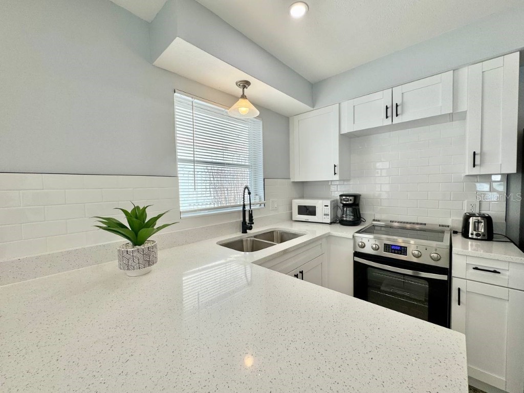 13337 1st Street E #B Madeira Beach FL 33708 TB8432366 image8