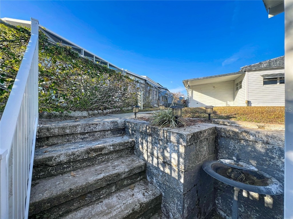 13338 Orange Blossom Street Astatula FL 34705 - CANAL TO HARRIS CHAIN OF LAKES G5104838 image7