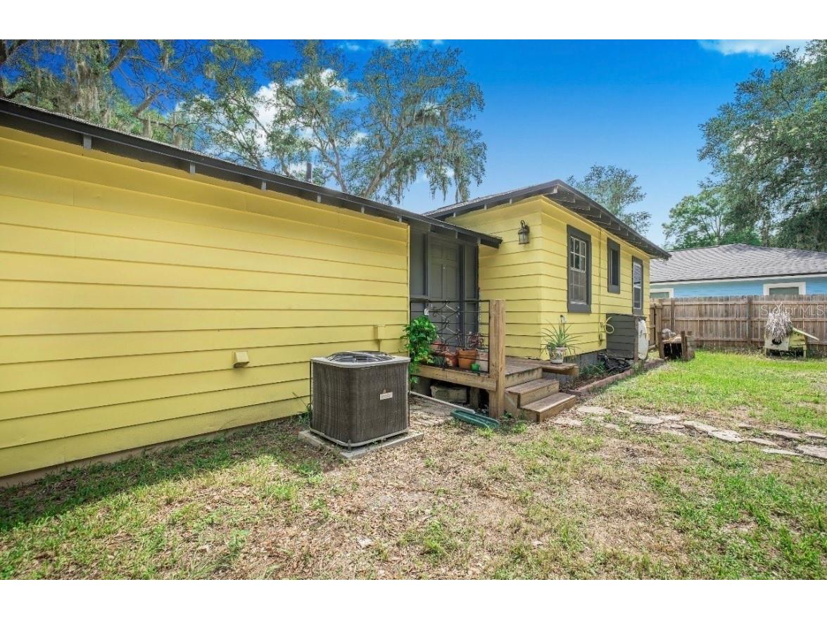 1334 NE 1st Avenue Gainesville FL 32641 FC314157 image23