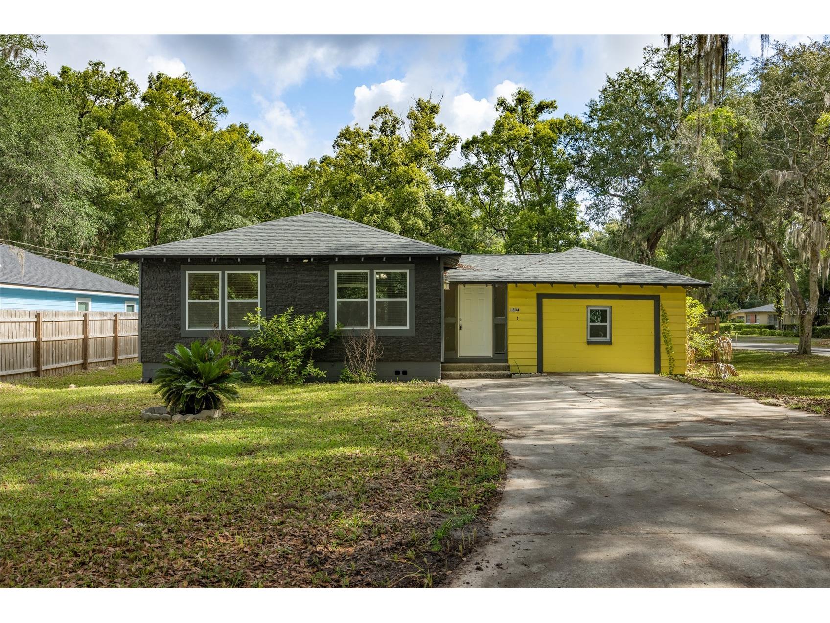 1334 NE 1st Avenue Gainesville FL 32641 GC541243 image1