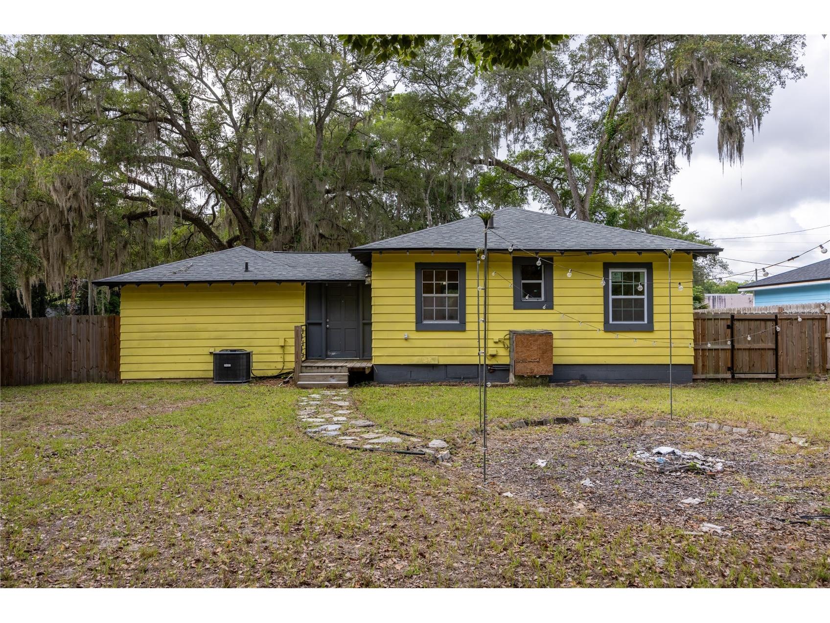 1334 NE 1st Avenue Gainesville FL 32641 GC541243 image16