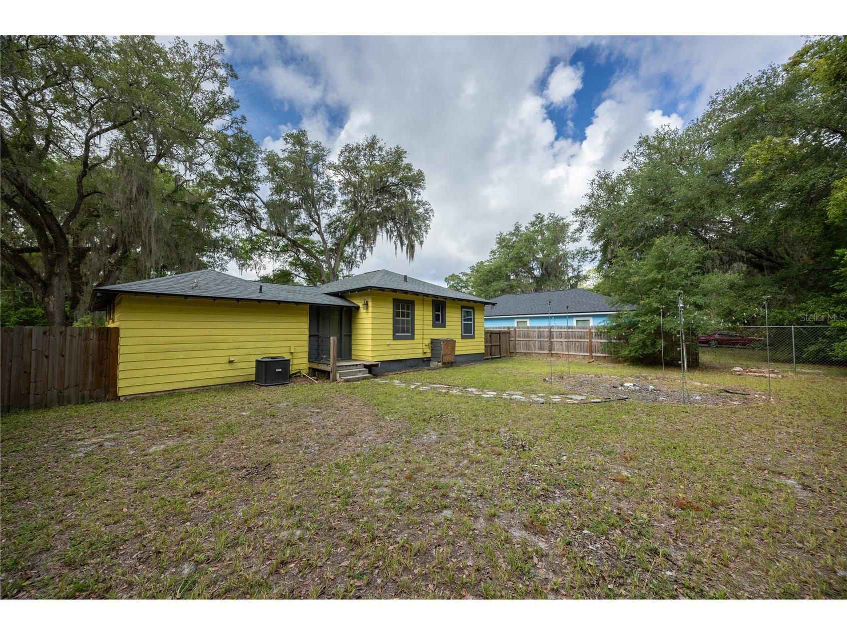 1334 NE 1st Avenue Gainesville FL 32641 GC541243 image17