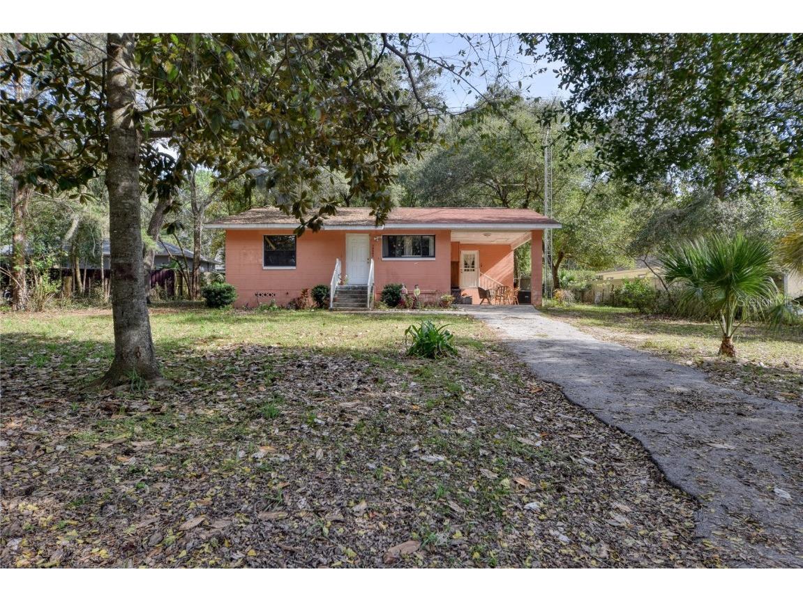 13341 SE 107th Terrace Ocklawaha FL 32179 - LITTLE LAKE WEIR OM649590 image1