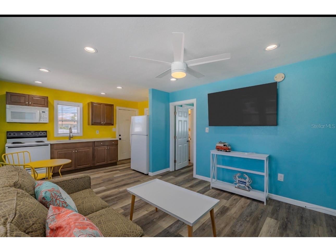 13343 Gulf Boulevard #14 Madeira Beach FL 33708 TB8507789 image12