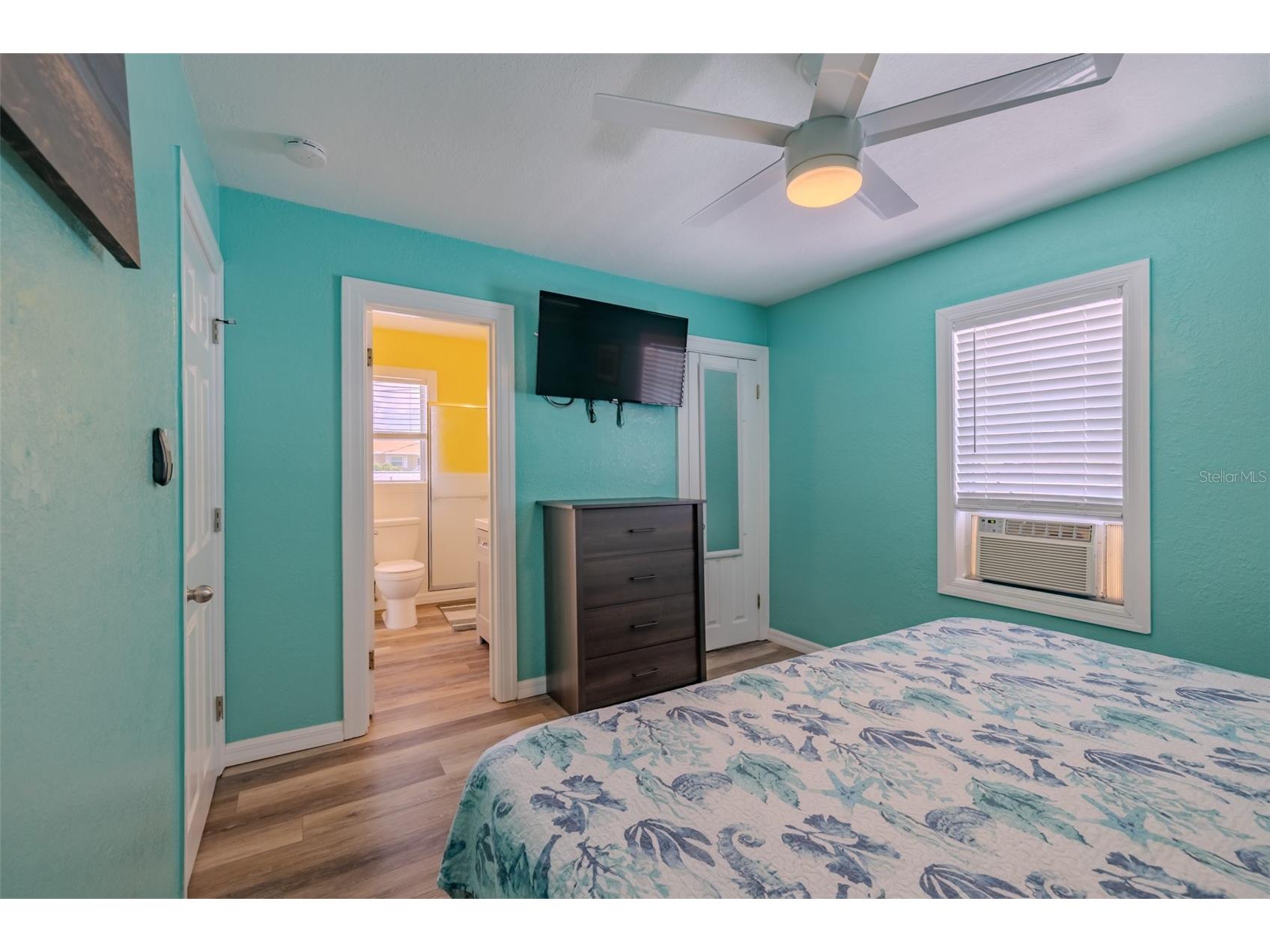 13343 Gulf Boulevard #14 Madeira Beach FL 33708 TB8507789 image20