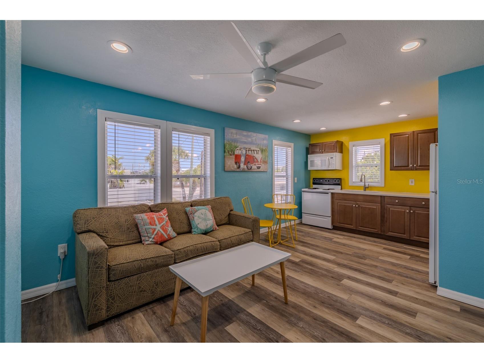 13343 Gulf Boulevard #14 Madeira Beach FL 33708 TB8507789 image8