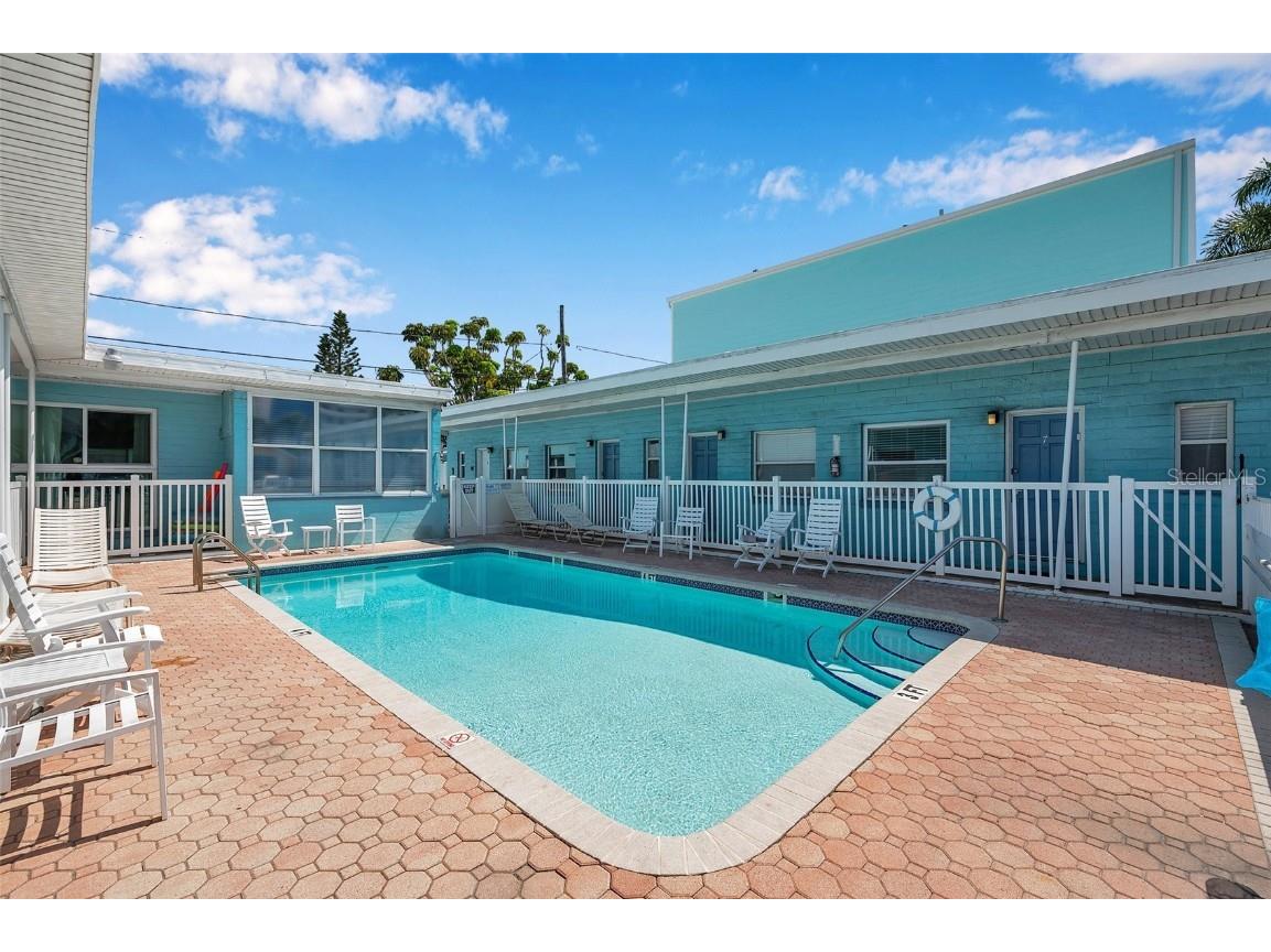 13343 Gulf Boulevard #B-5 Madeira Beach FL 33708 U8235042 image1