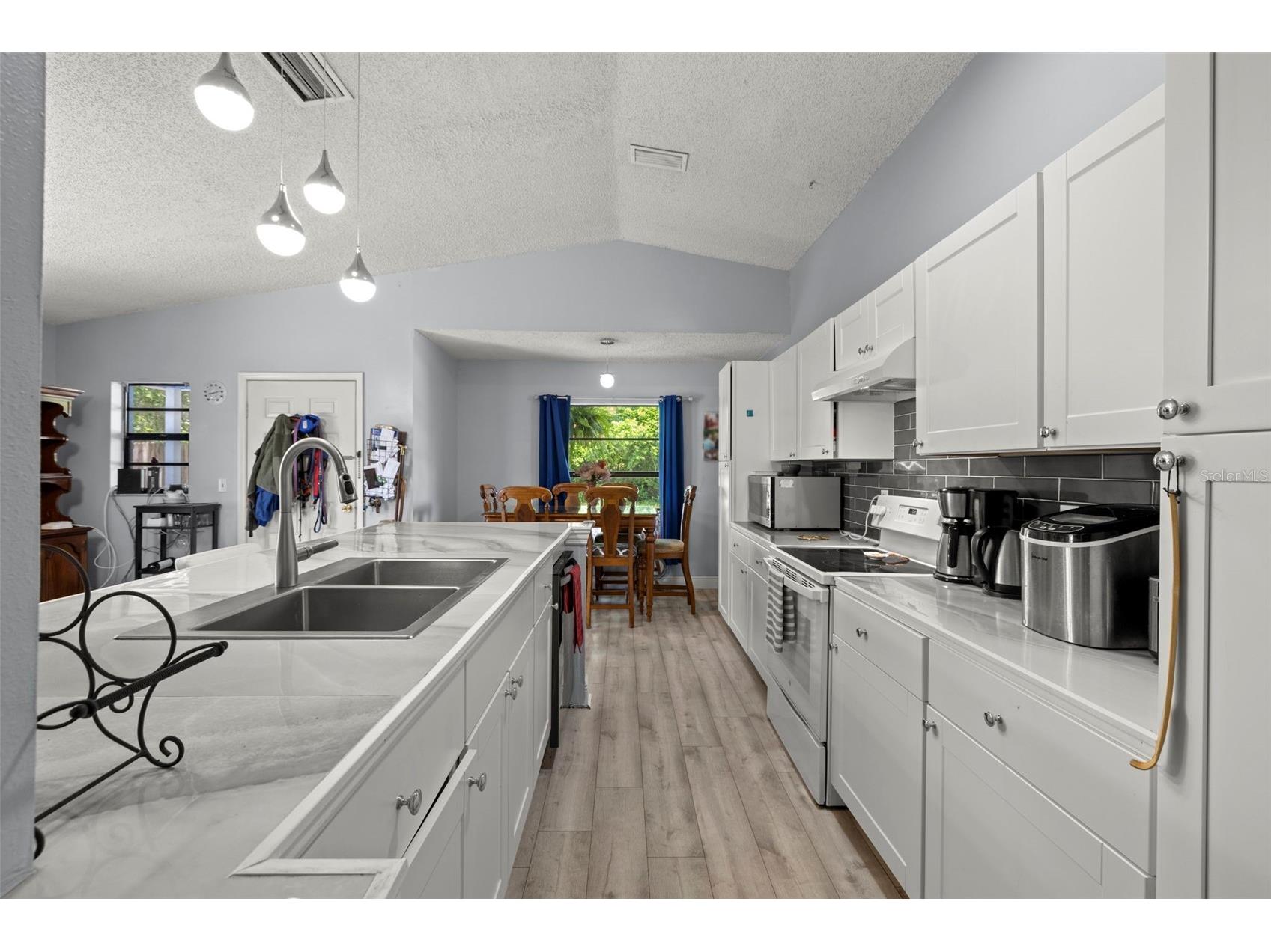 1335 15th Street Palm Harbor FL 34683 TB8523979 image14