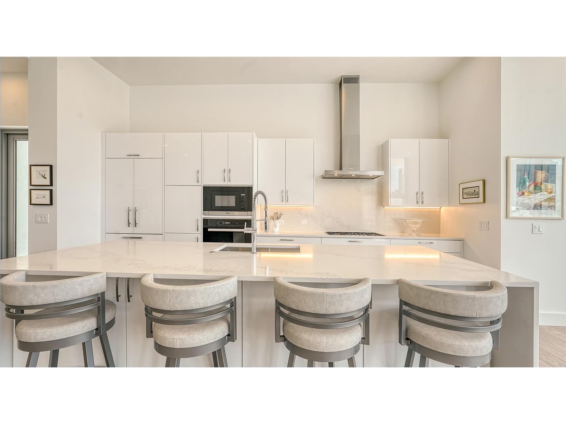 1335 2nd Street #VILLA 2E Sarasota FL 34236 A4684713 image13