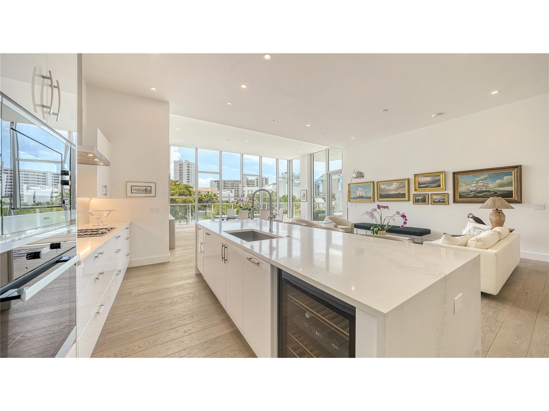 1335 2nd Street #VILLA 2E Sarasota FL 34236 A4684713 image16