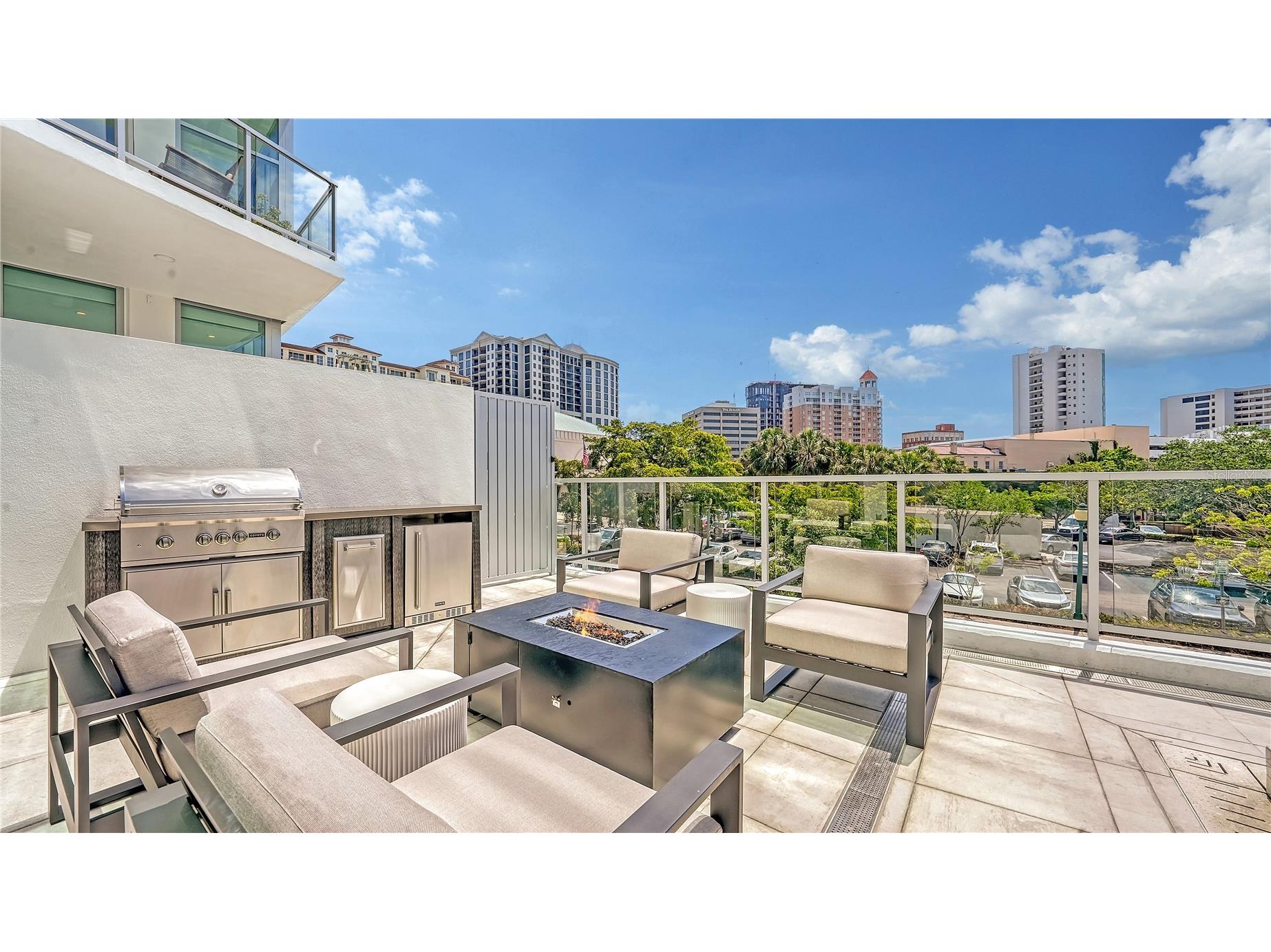 1335 2nd Street #VILLA 2E Sarasota FL 34236 A4684713 image40