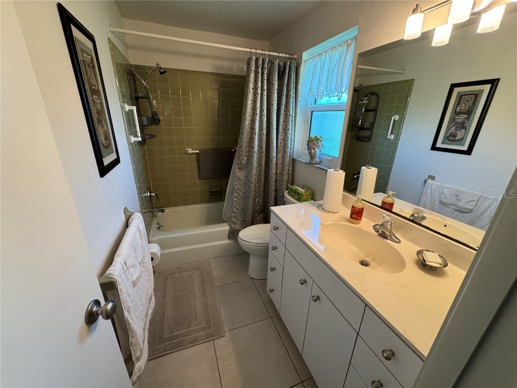 1335 Cambridge Drive Venice FL 34293 N6141664 image11