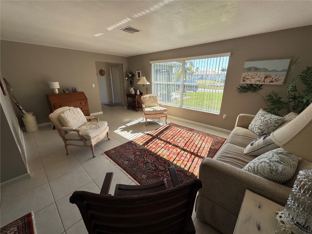 1335 Cambridge Drive Venice FL 34293 N6141664 image8