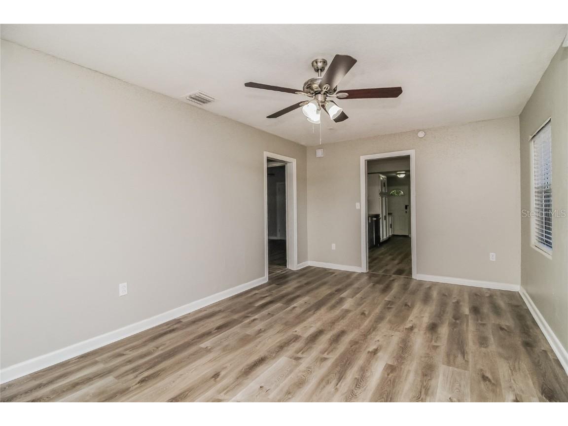 1335 E 3rd Avenue Mount Dora FL 32757 TB8455826 image3