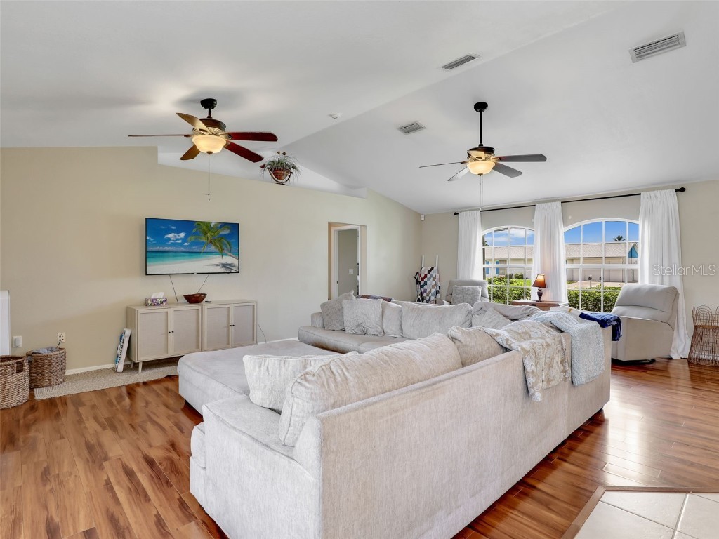 1335 SE 12th Street Cape Coral FL 33990 D6143130 image11