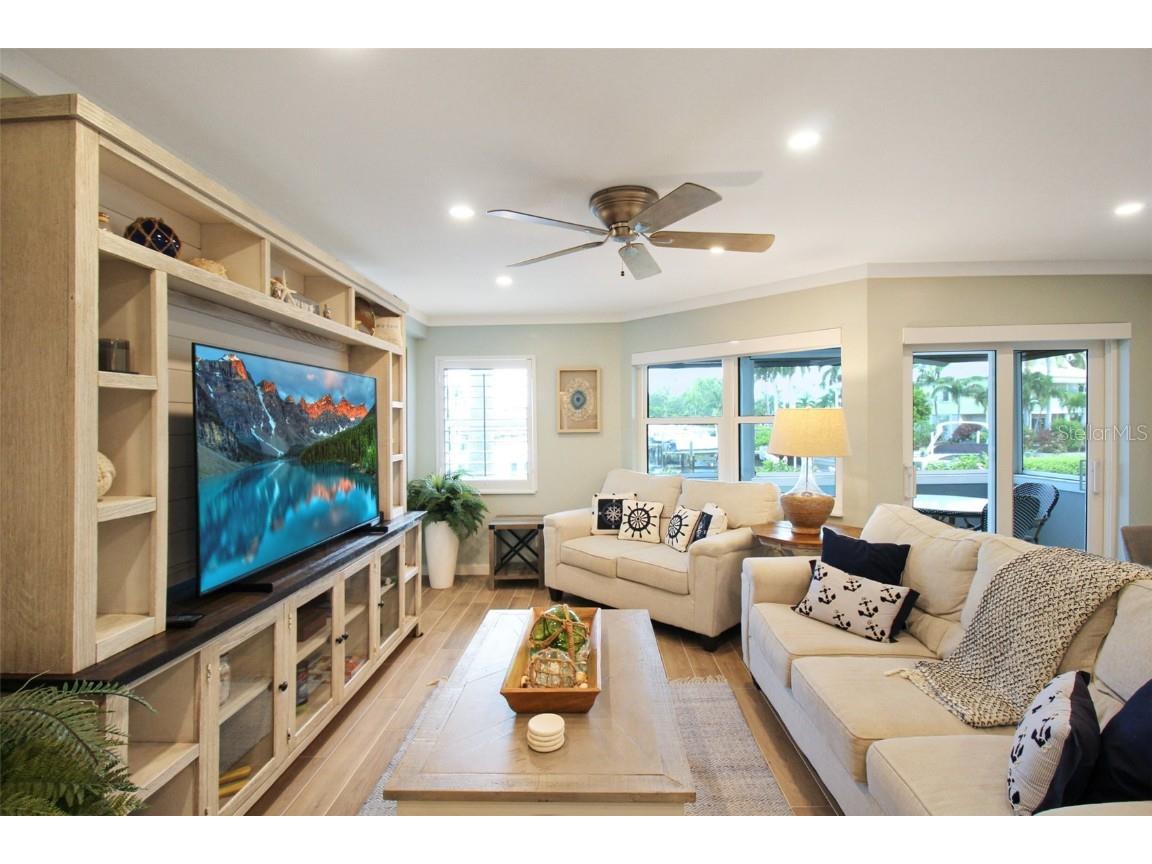 1335 Siesta Bayside Drive #1335C Sarasota FL 34242 A4633882 image14