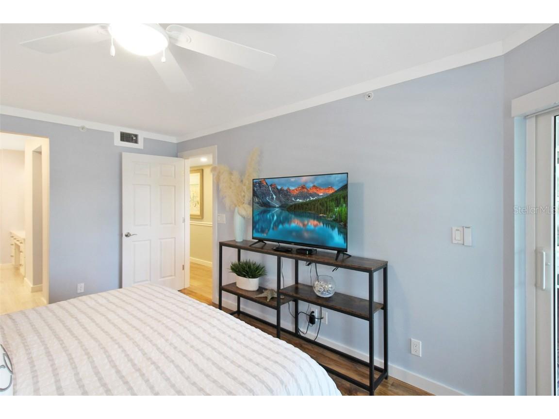 1335 Siesta Bayside Drive #1335C Sarasota FL 34242 A4633882 image30