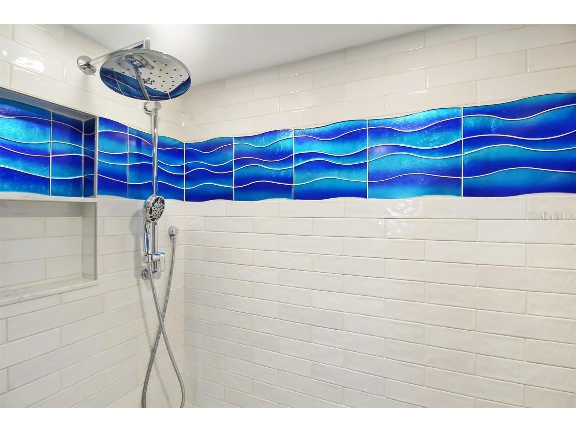 1335 Siesta Bayside Drive #1335C Sarasota FL 34242 A4633882 image36