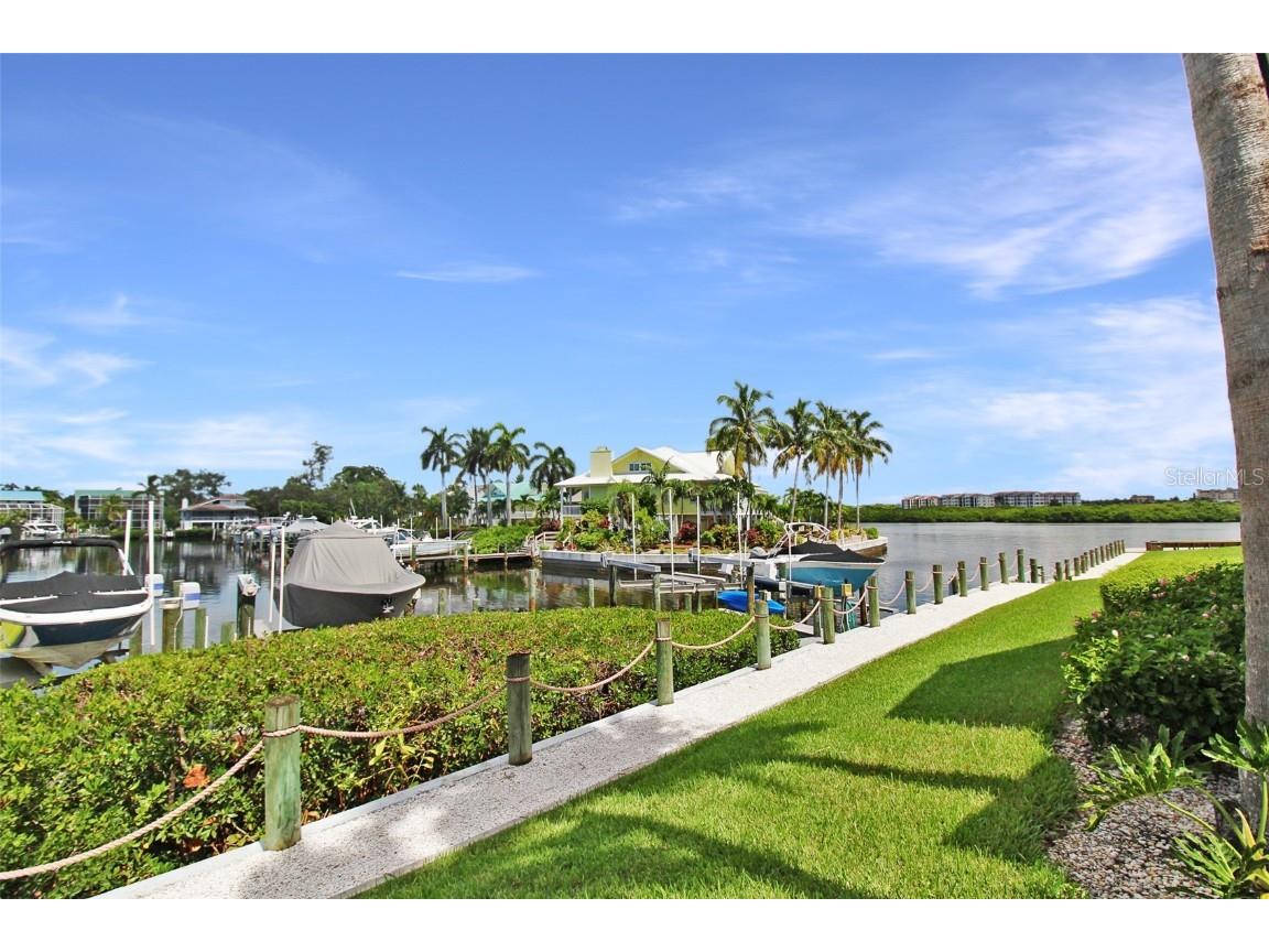 1335 Siesta Bayside Drive #1335C Sarasota FL 34242 A4633882 image4