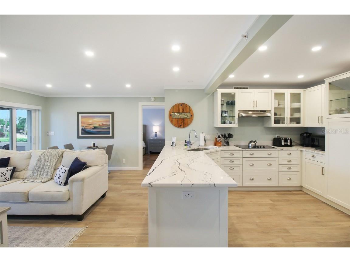1335 Siesta Bayside Drive #1335C Sarasota FL 34242 A4633882 image5
