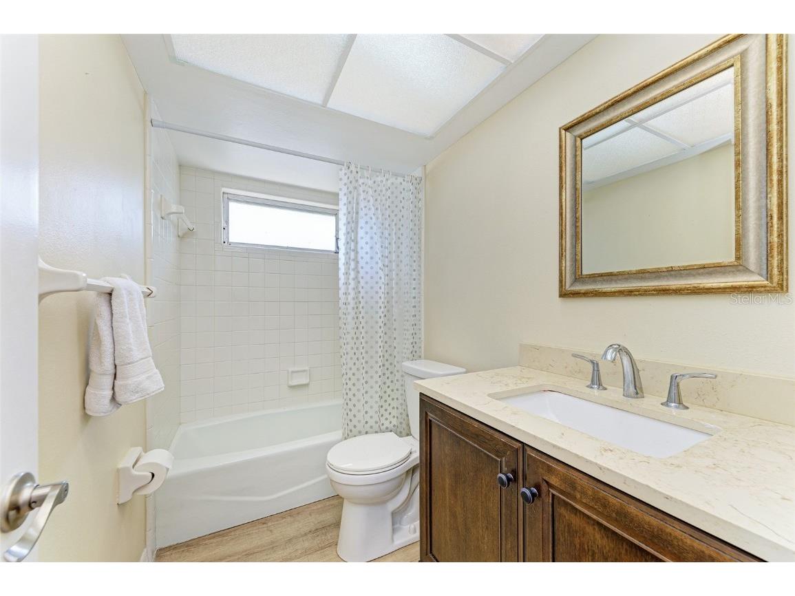 1335 Whispering Lane Venice FL 34285 A4673013 image28