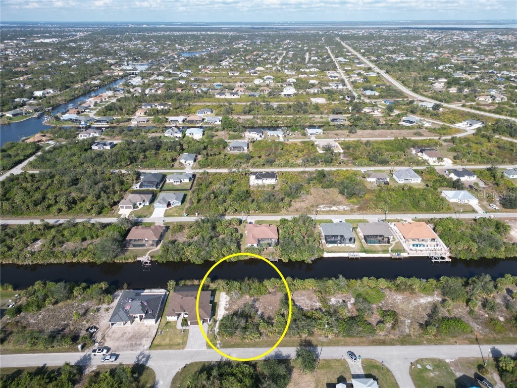 13350 Commonwealth Avenue Port Charlotte FL 33981 - ALAMANDA WATERWAY D6140657 image1