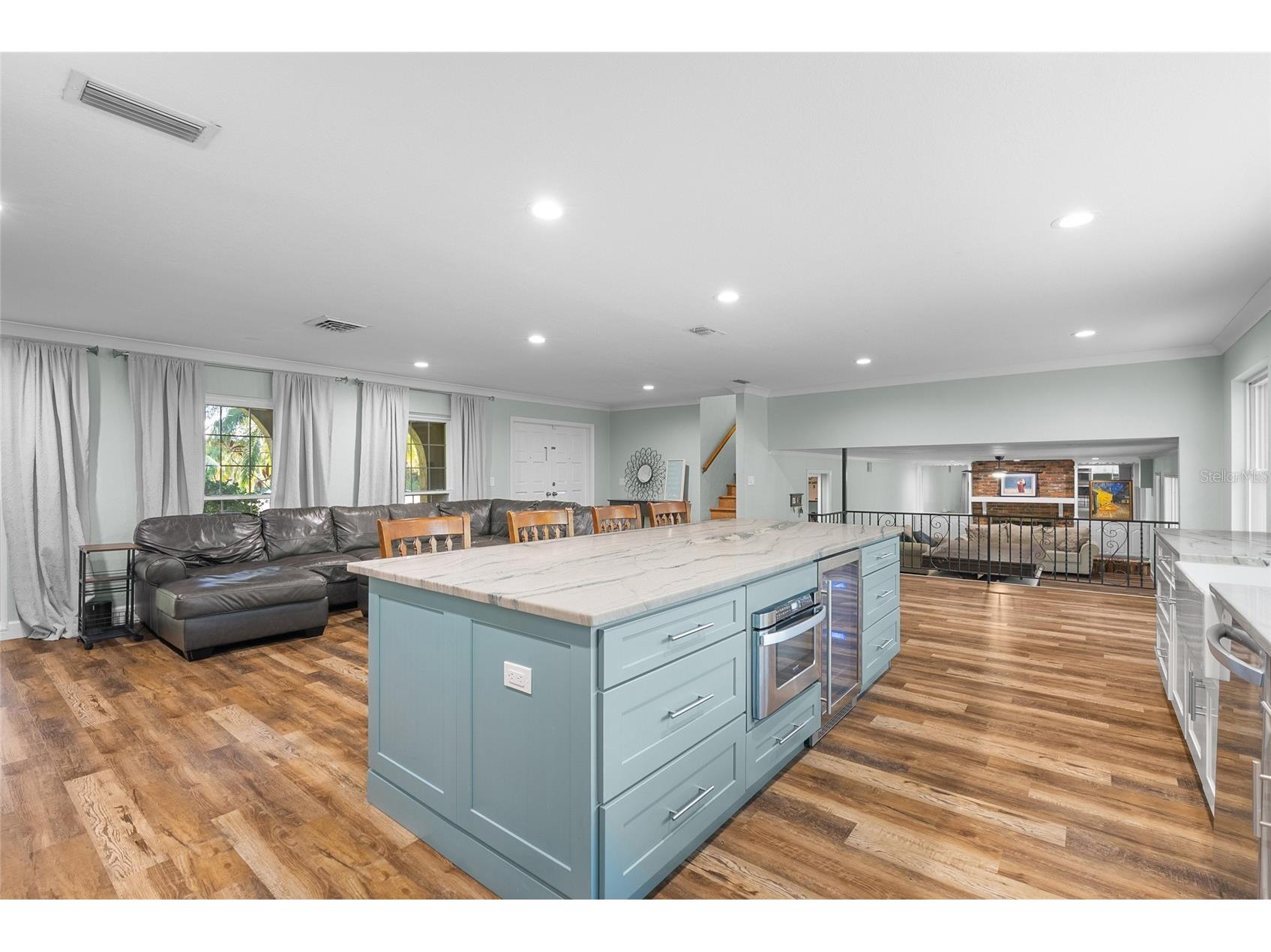 13355 Park Boulevard Seminole FL 33776 TB8498349 image10