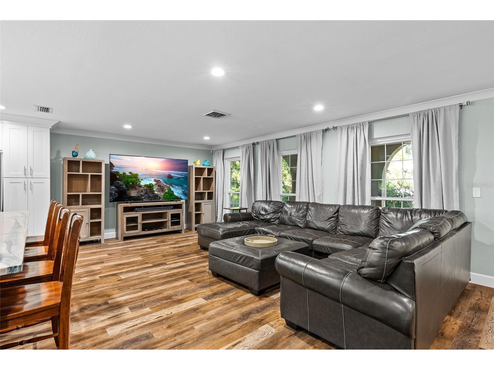 13355 Park Boulevard Seminole FL 33776 TB8498349 image15