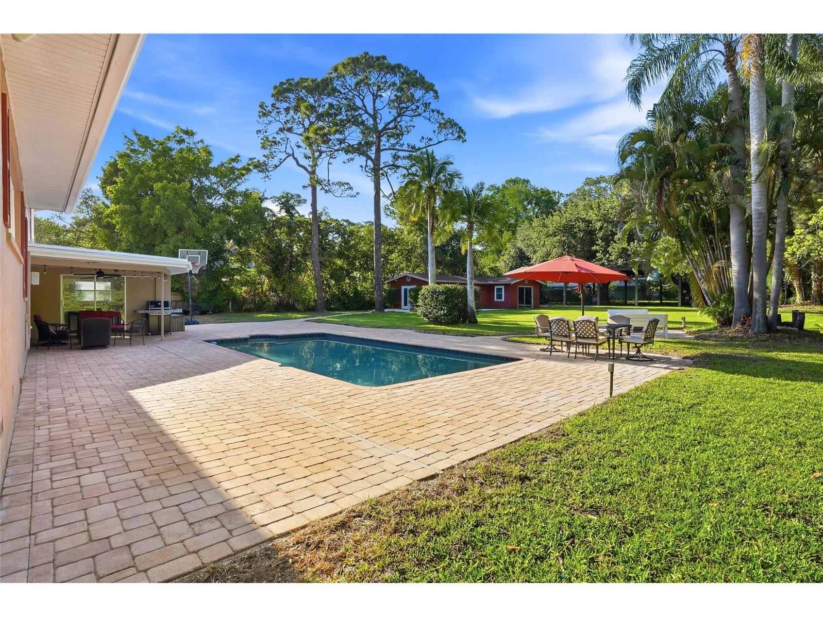13355 Park Boulevard Seminole FL 33776 TB8498349 image38