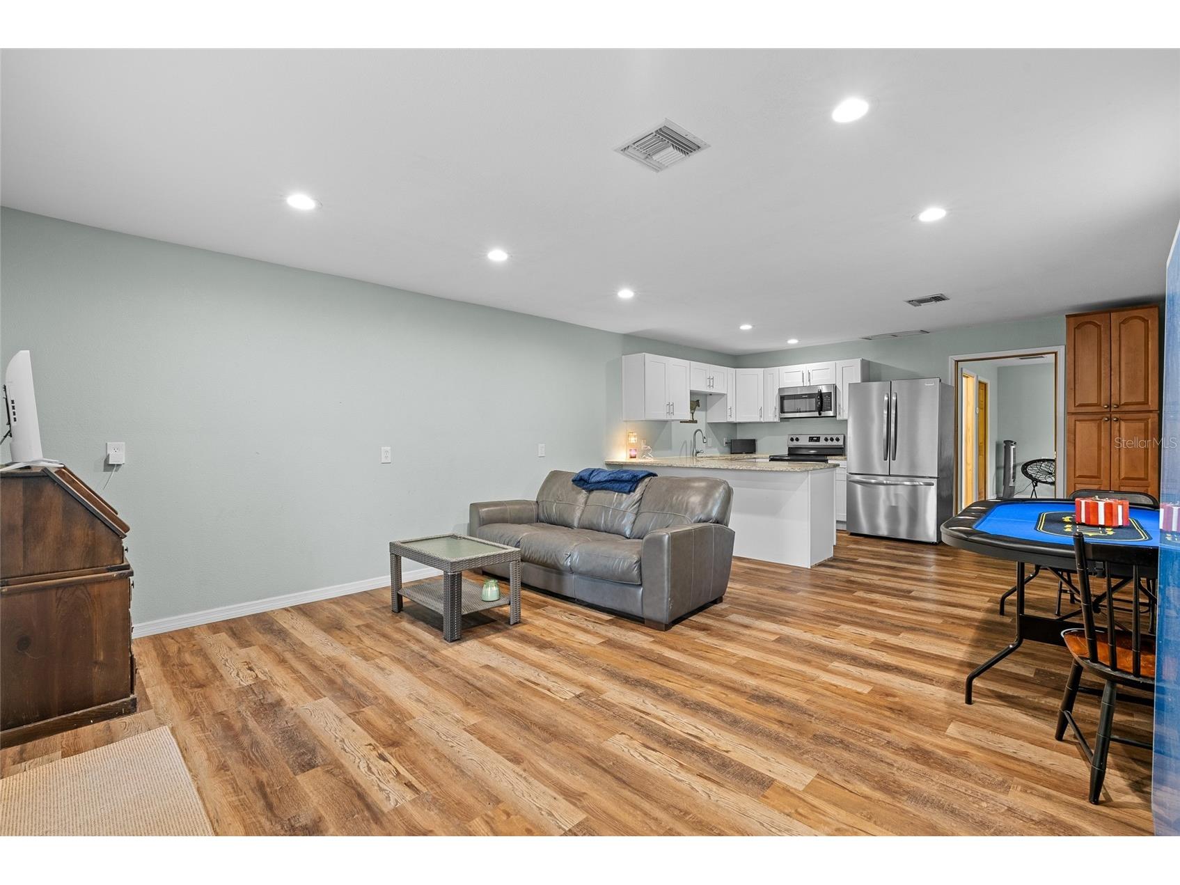 13355 Park Boulevard Seminole FL 33776 TB8498349 image43
