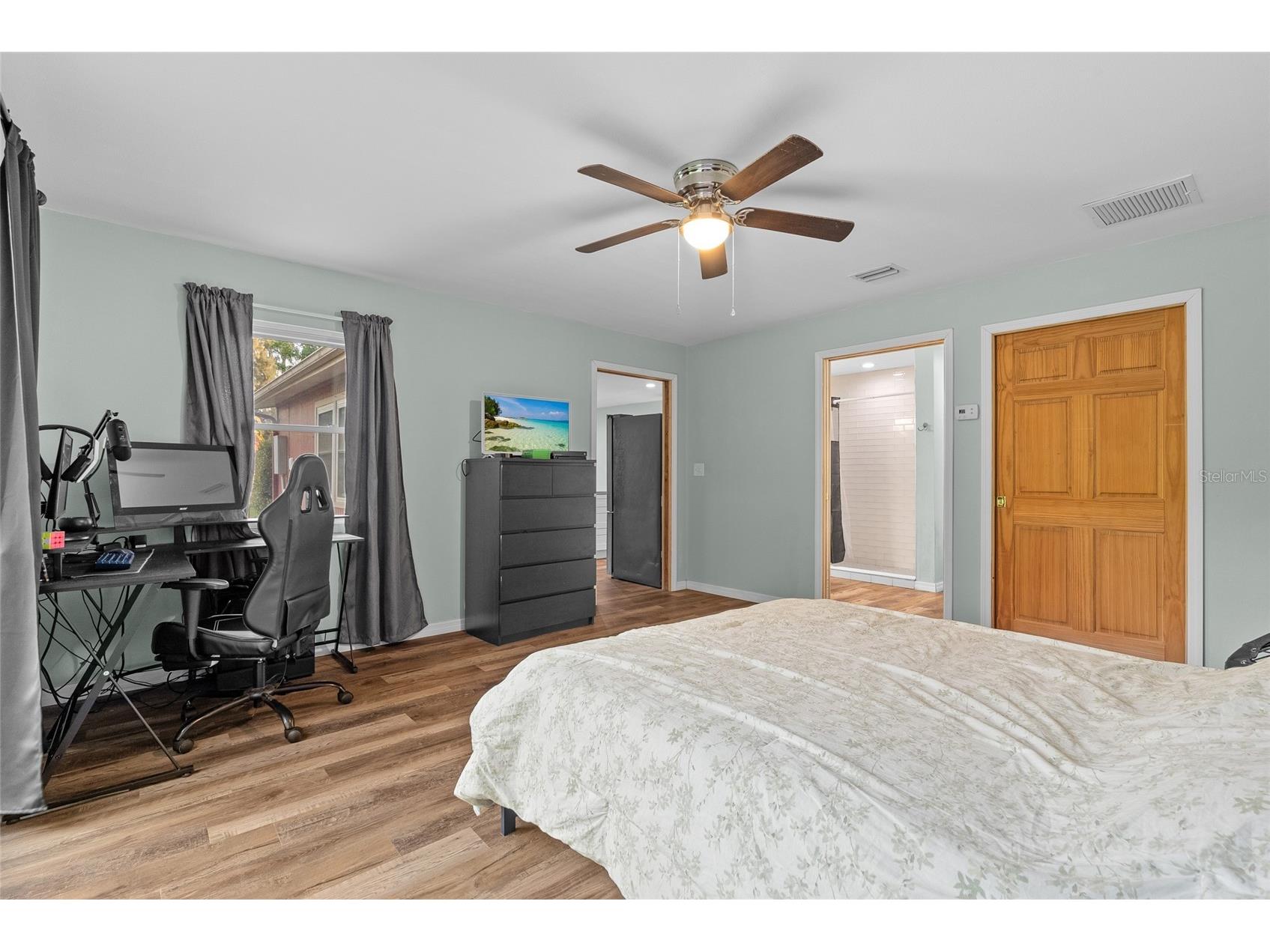 13355 Park Boulevard Seminole FL 33776 TB8498349 image51