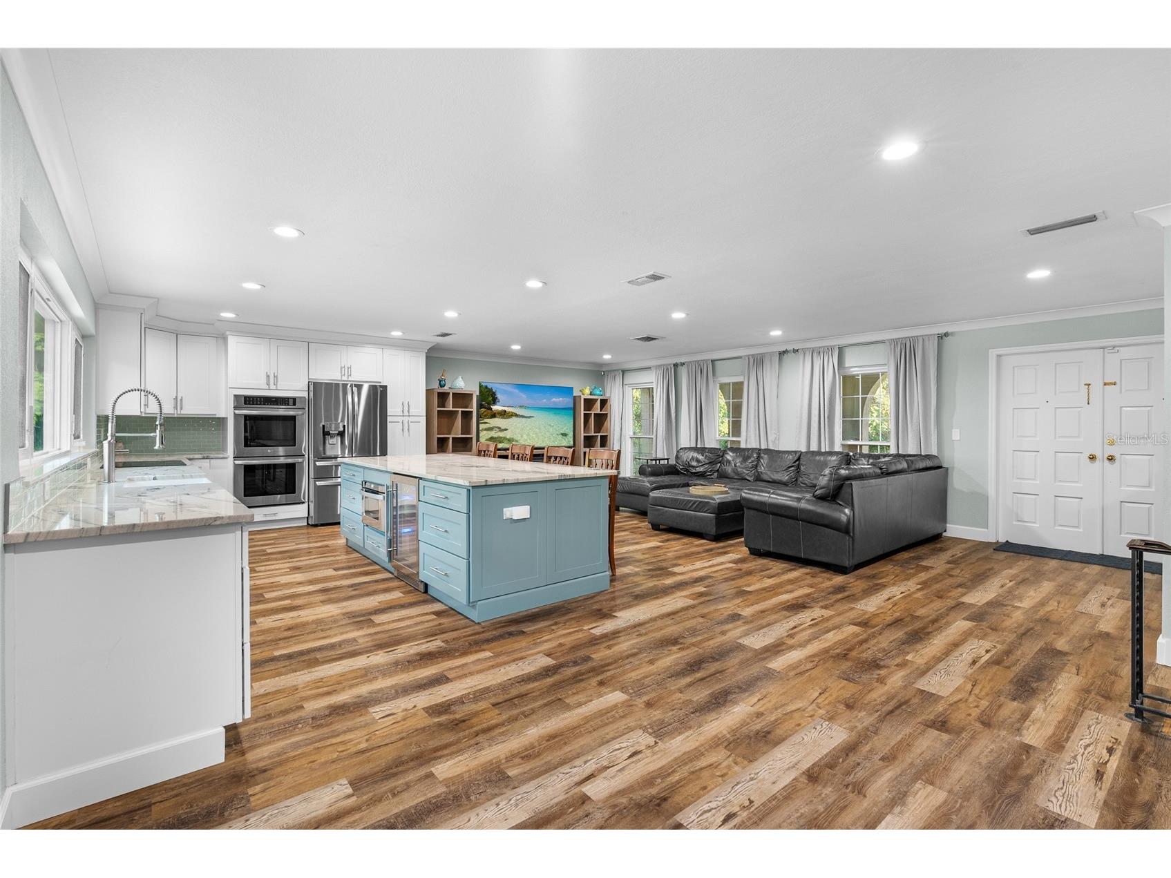 13355 Park Boulevard Seminole FL 33776 TB8498349 image6