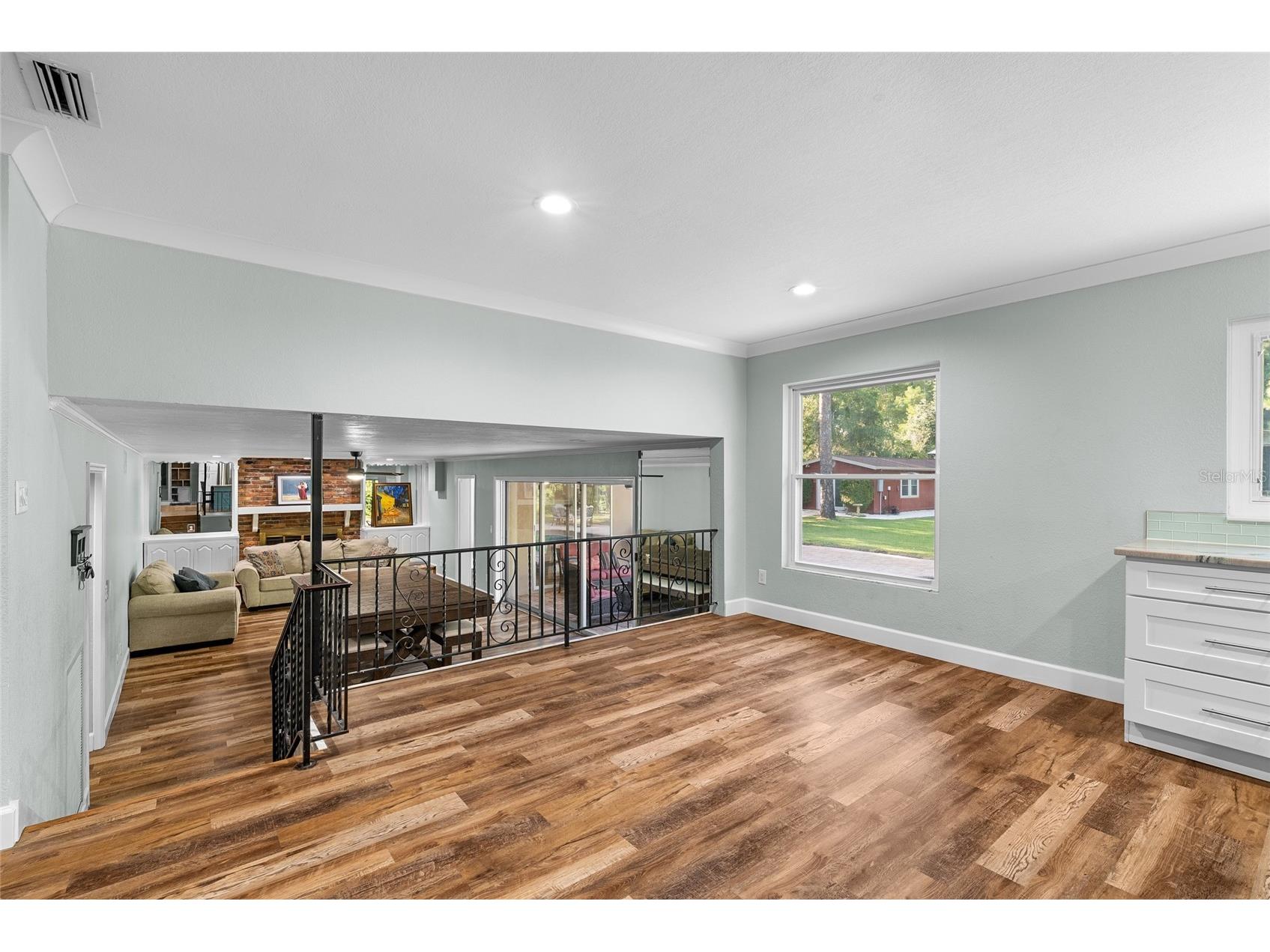 13355 Park Boulevard Seminole FL 33776 TB8498349 image7