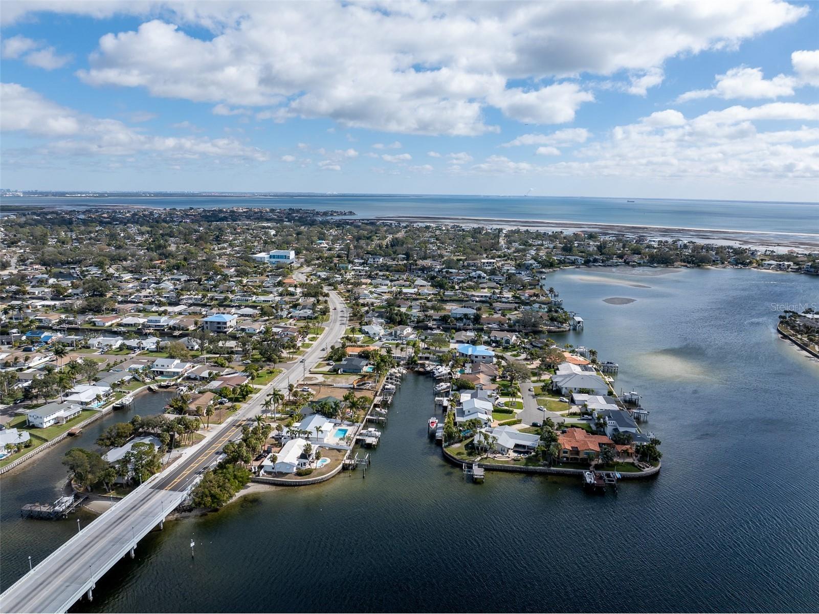 1336 40th Avenue NE Saint Petersburg FL 33703 TB8471956 image17