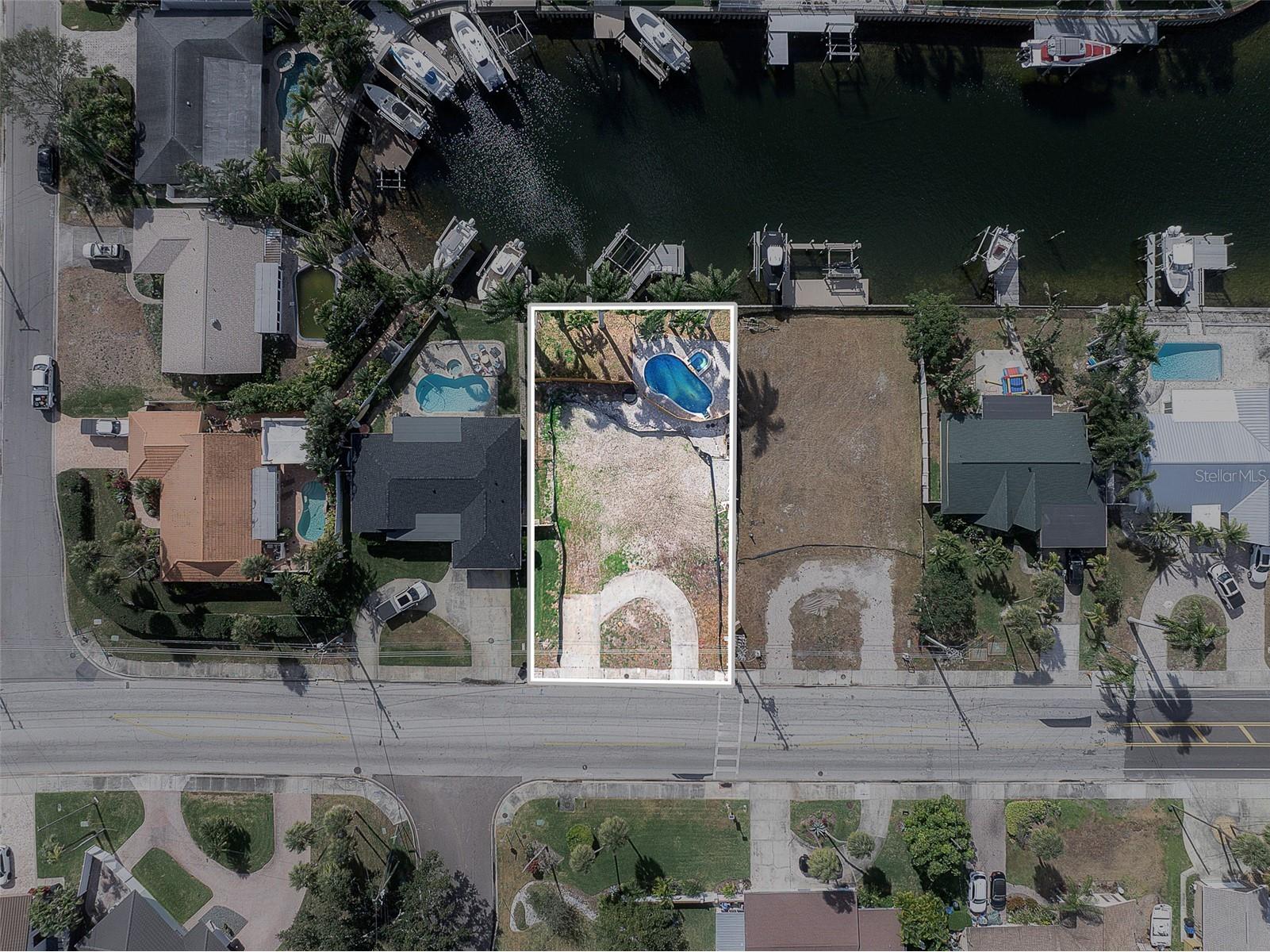 1336 40th Avenue NE Saint Petersburg FL 33703 TB8471956 image2