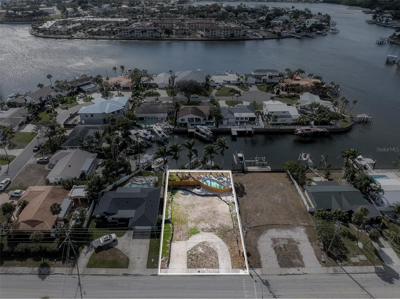 1336 40th Avenue NE Saint Petersburg FL 33703 TB8471956 image22