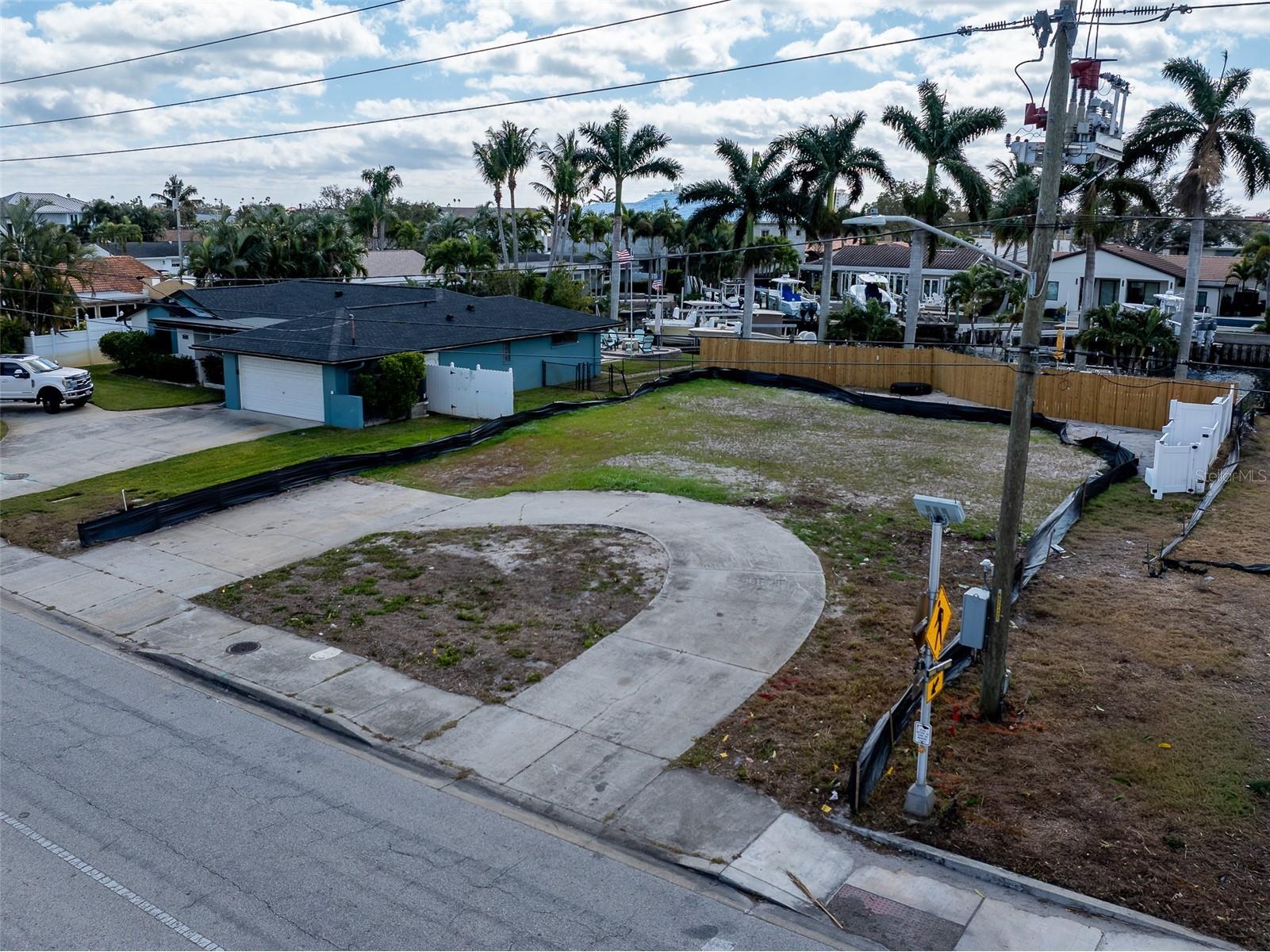 1336 40th Avenue NE Saint Petersburg FL 33703 TB8471956 image33