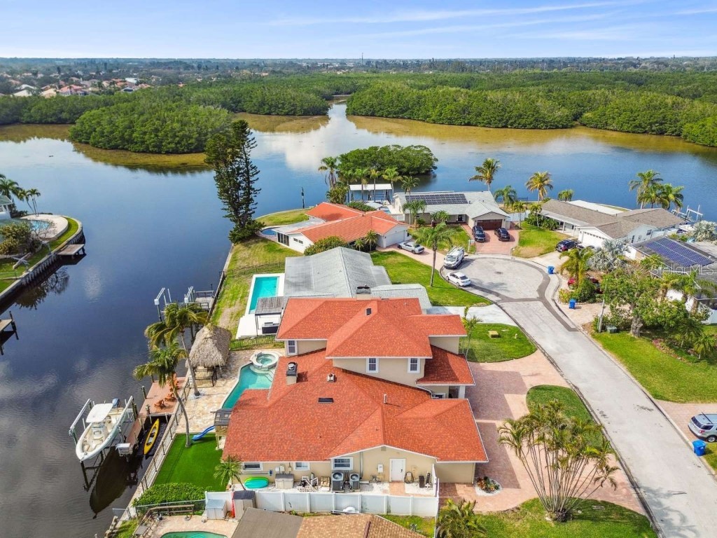 1336 51st Avenue NE Saint Petersburg FL 33703 TB8350232 image66