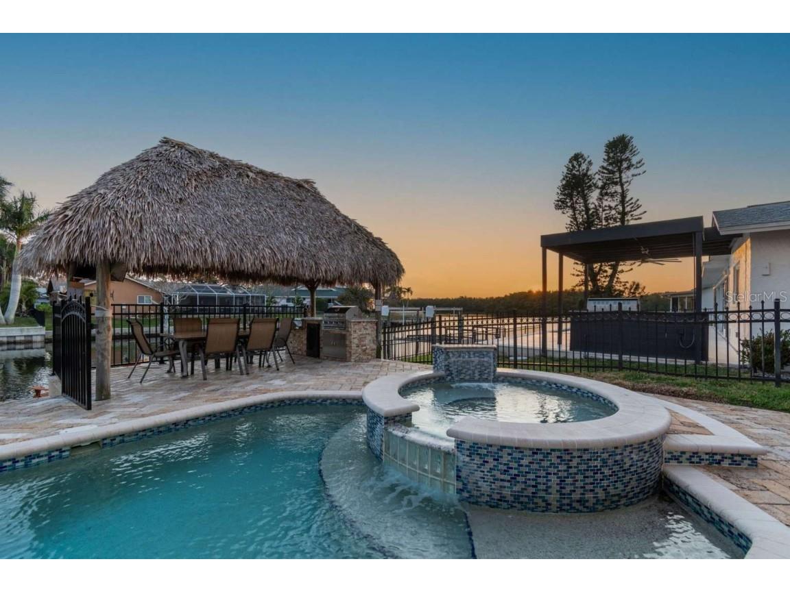 1336 51st Avenue NE Saint Petersburg FL 33703 TB8350232 image75