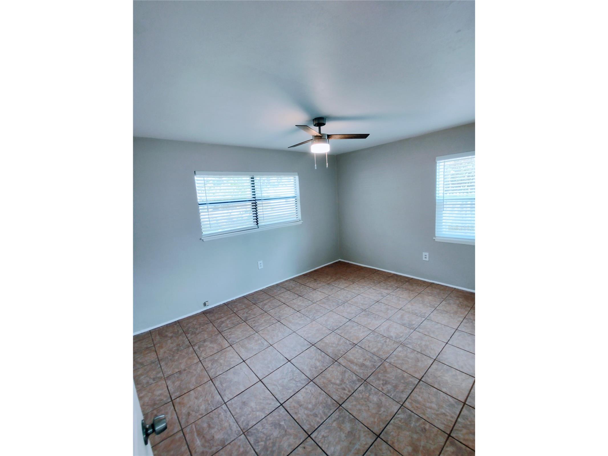 1336 60th Street S Gulfport FL 33707 TB8478868 image16
