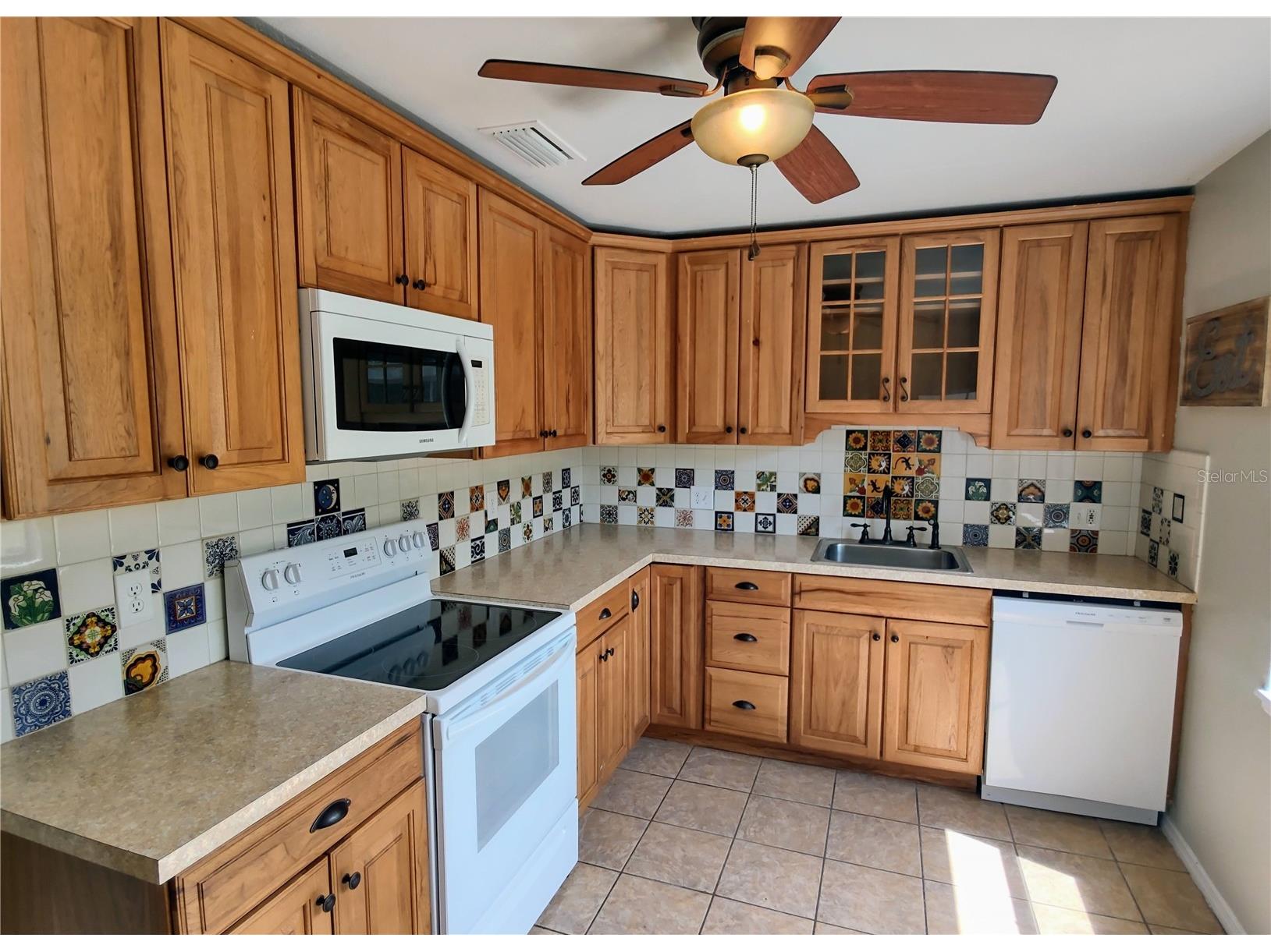 1336 60th Street S Gulfport FL 33707 TB8478868 image8