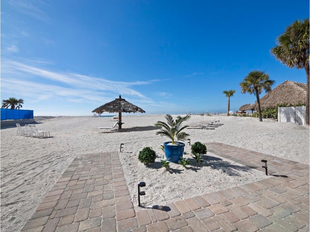 1336 Benjamin Franklin Drive #2A Sarasota FL 34236 A4675563 image23