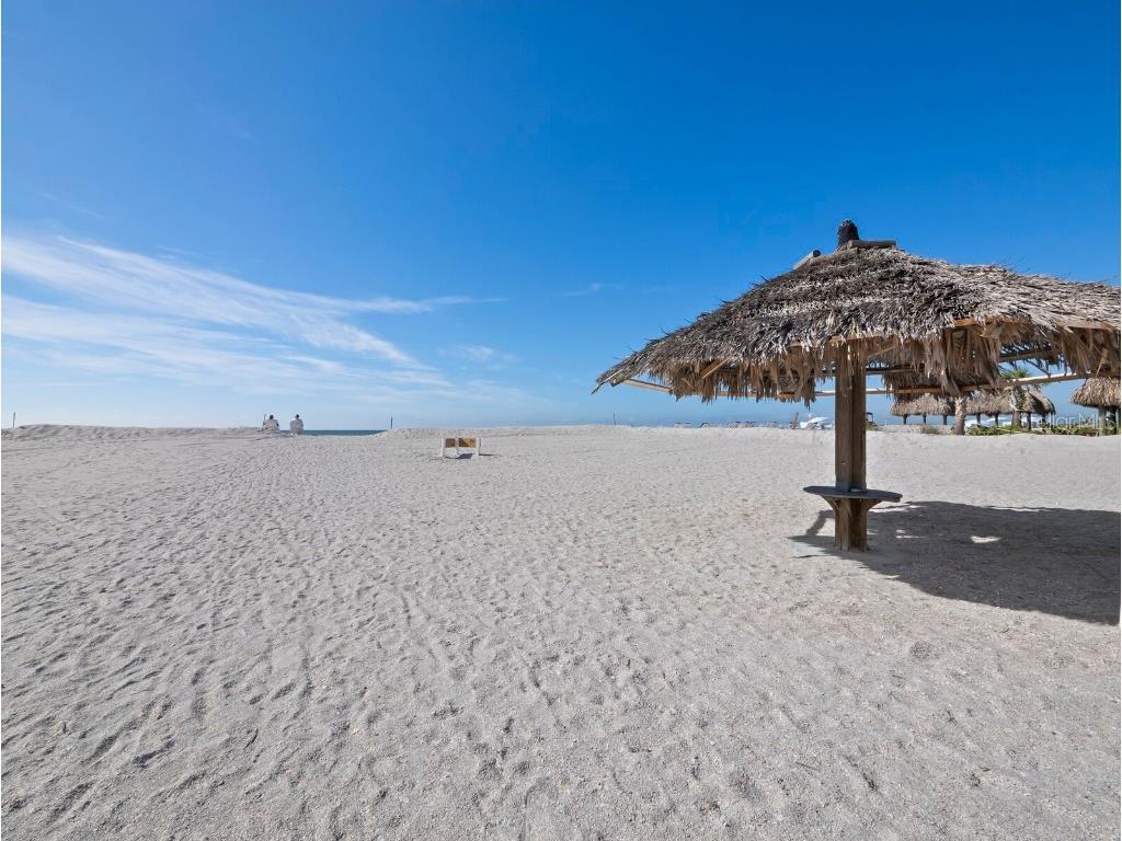 1336 Benjamin Franklin Drive #2A Sarasota FL 34236 A4675563 image24