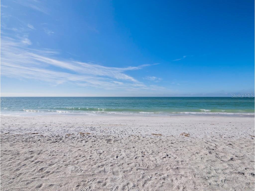 1336 Benjamin Franklin Drive #2A Sarasota FL 34236 A4675563 image25