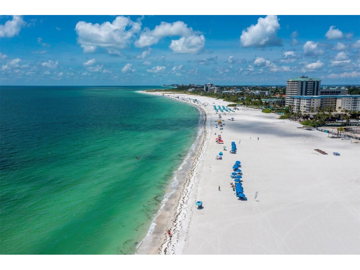 1336 Benjamin Franklin Drive #2A Sarasota FL 34236 A4675563 image30