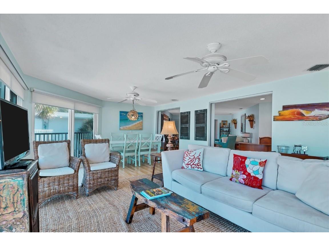 1336 Benjamin Franklin Drive #F2 Sarasota FL 34236 A4663951 image14