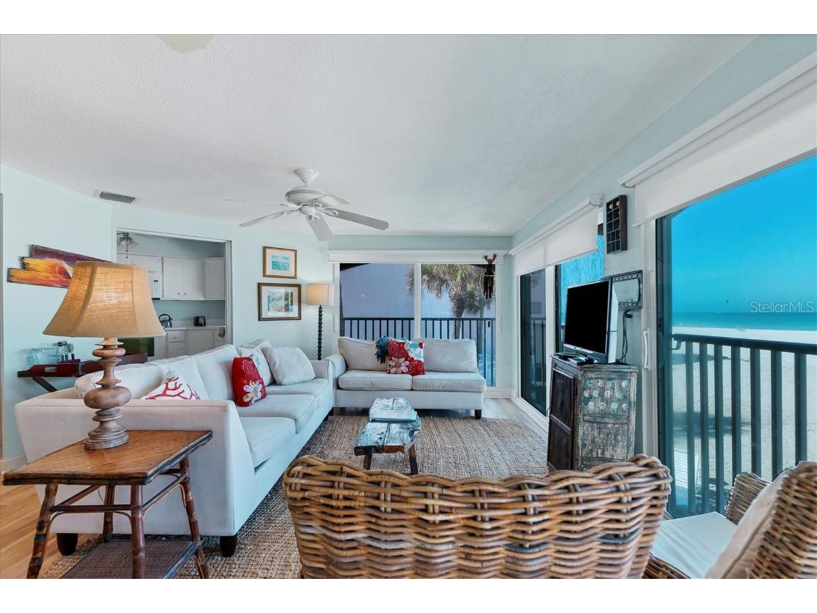 1336 Benjamin Franklin Drive #F2 Sarasota FL 34236 A4663951 image16