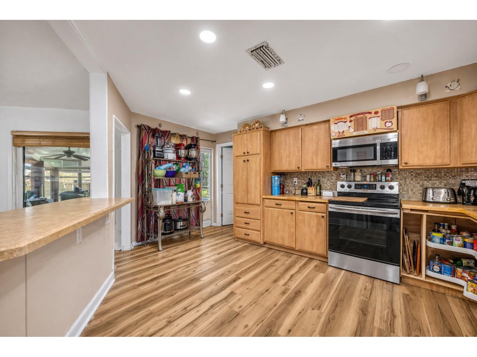 1336 E Lake Shore Boulevard Kissimmee FL 34744 A4691089 image5
