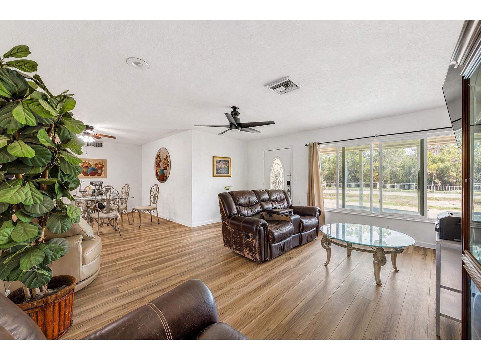 1336 E Lake Shore Boulevard Kissimmee FL 34744 A4691089 image8